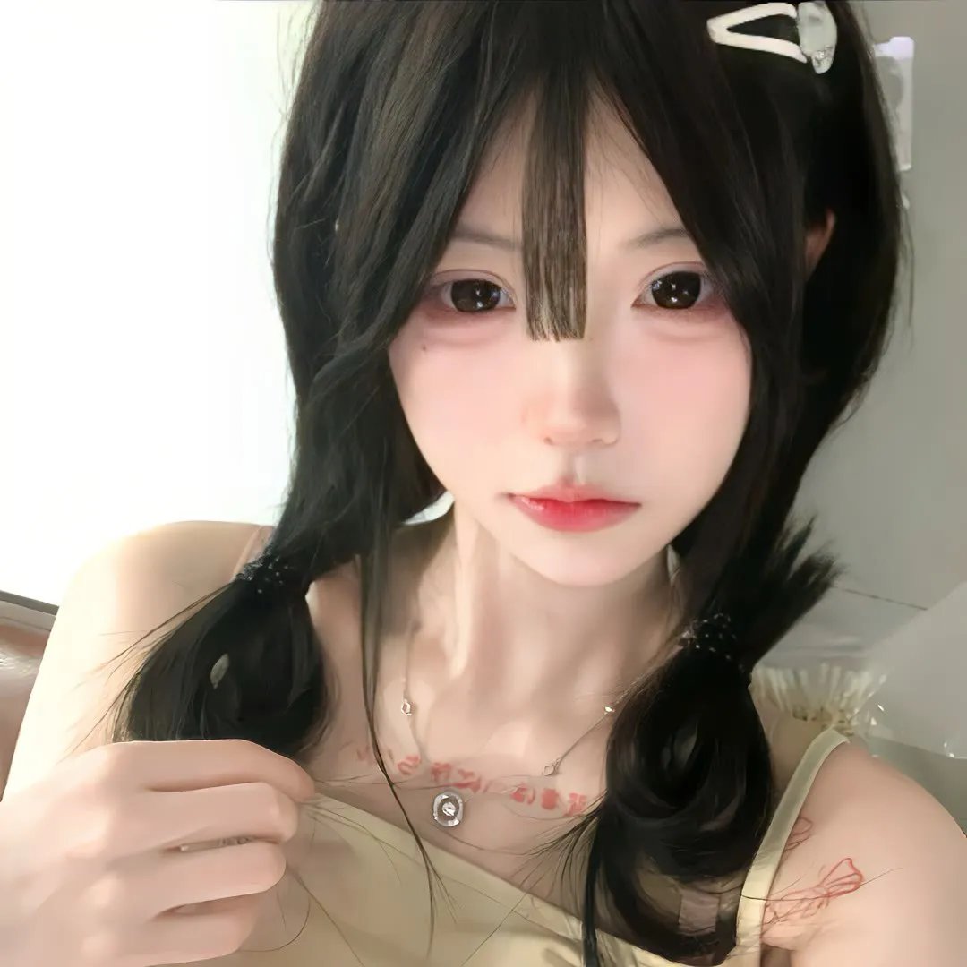 一个年轻的姑娘